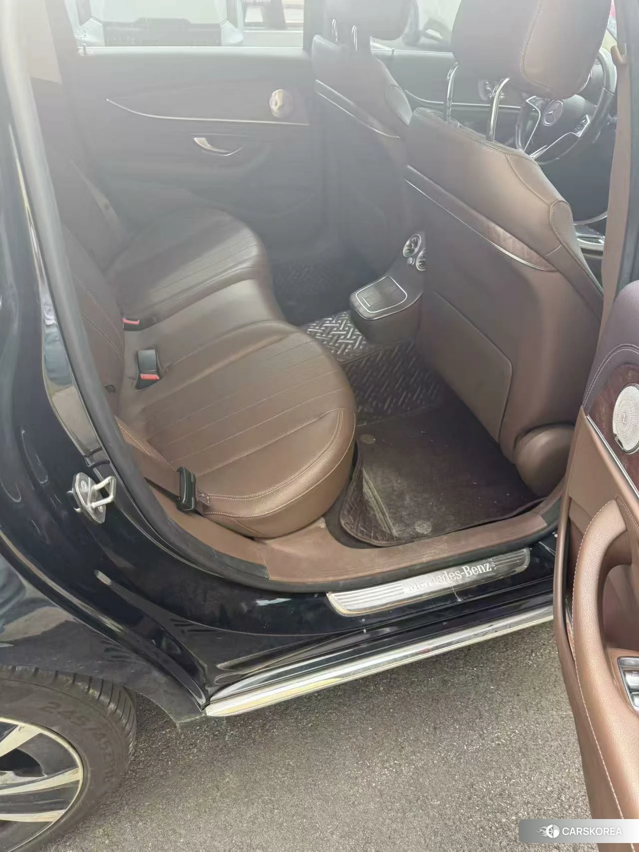 Mercedes-Benz E-Class id 4498487 из Китая 9