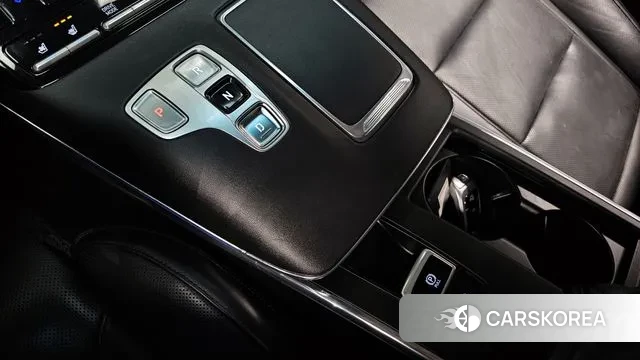 Hyundai The New Grandeur IG Hybrid id 3407397 из Кореи 19