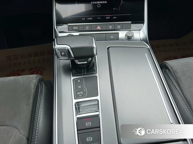 Audi A6L id 4399674 из Китая 31