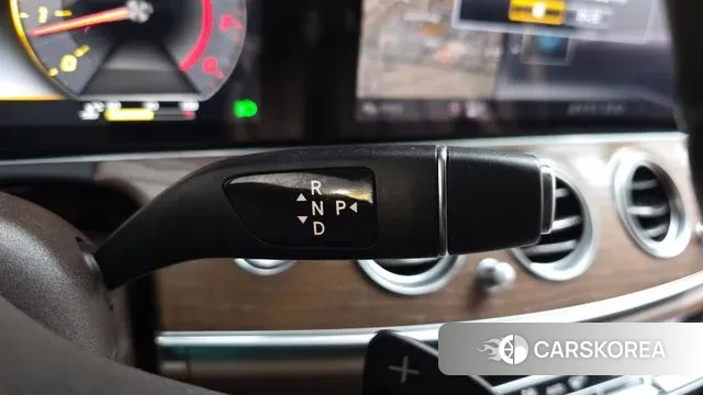 Mercedes-Benz E-Class W213 id 3778632 из Кореи 19