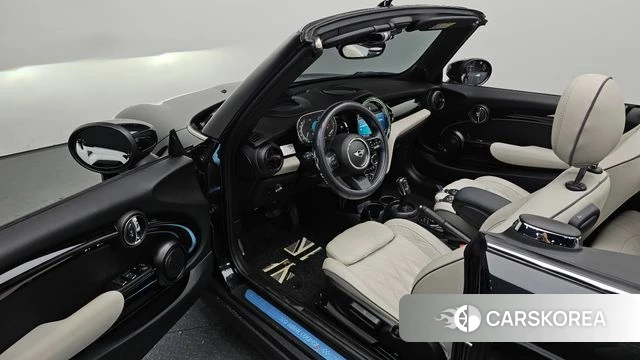 Mini Cooper S Convertible id 4401359 из Кореи 31