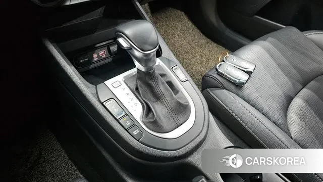 Kia Come New K3 id 3754220 из Кореи 19