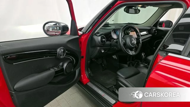 Mini Cooper S id 3851710 из Кореи 19