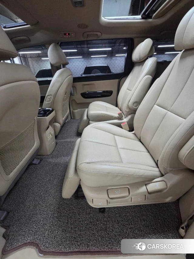 Kia The New Carnival id 3937080 из Кореи 15