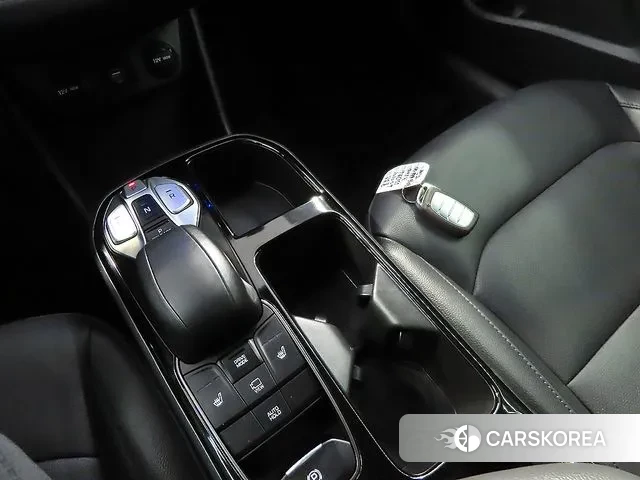 Hyundai The New Ionic Electric id 3616573 из Кореи 19