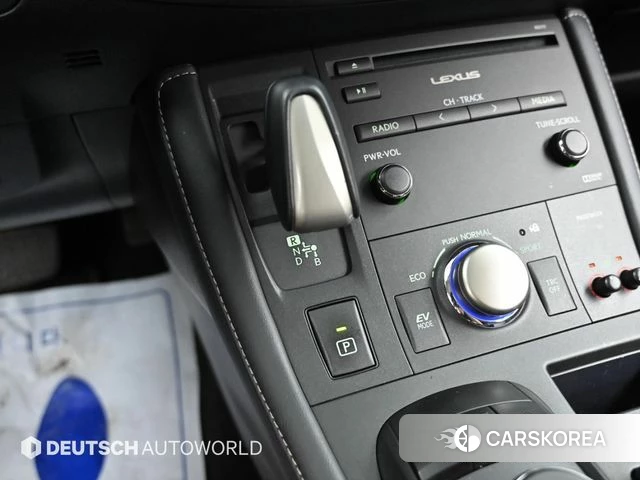 Lexus CT200h id 4626412 из Кореи 19