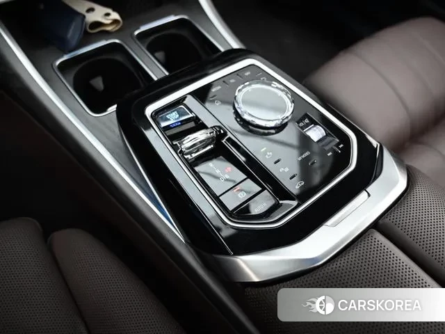 BMW i7 (G70) id 3679860 из Кореи 19