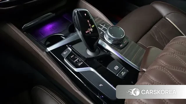 BMW 5 Series (G30) id 3687299 из Кореи 19