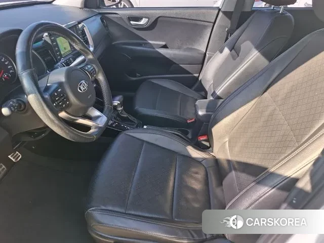 Kia Stonic id 3656595 из Кореи 18