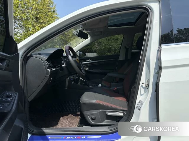 Volkswagen Bora id 4276137 из Китая 11