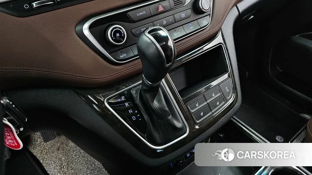 Hyundai The New Grand Starex id 3880091 из Кореи 19