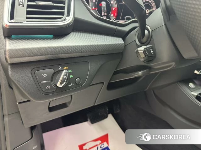 Audi Q5L id 4271818 из Китая 22