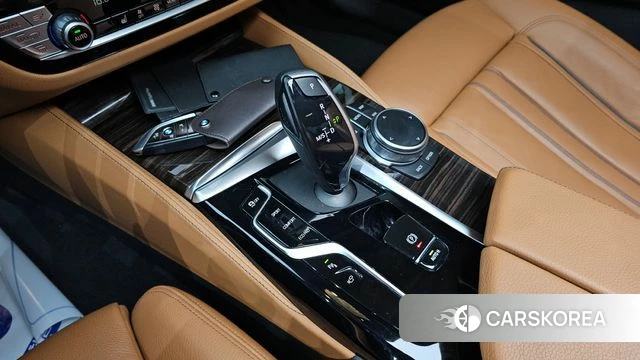 BMW 5 Series (G30) id 4593627 из Кореи 19