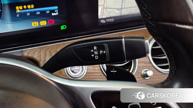 Mercedes-Benz E-Class W213 id 3444578 из Кореи 19