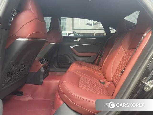 Audi A7L id 4276710 из Китая 16