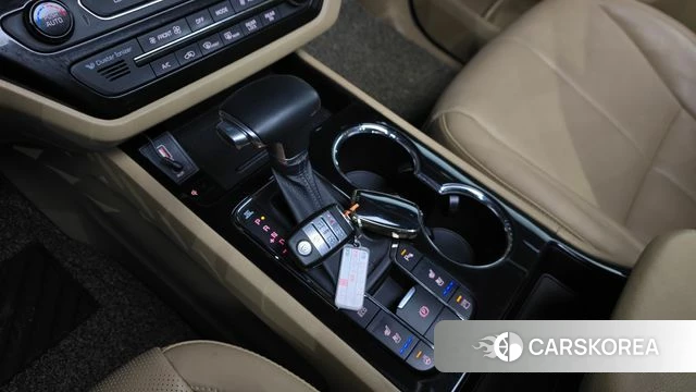 Kia The New Carnival id 3911856 из Кореи 19