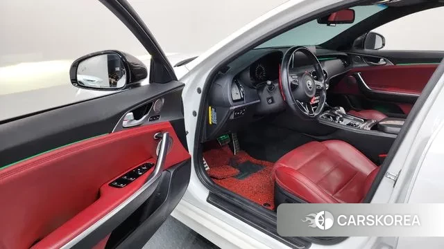 Kia Stinger id 3661552 из Кореи 19