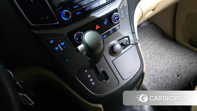 Hyundai The New Grand Starex id 4019845 из Кореи 19