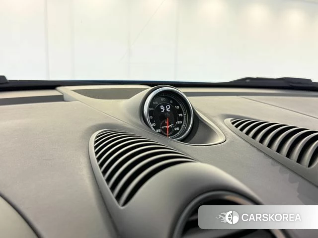 Porsche 718 Boxster id 4494363 из Кореи 9
