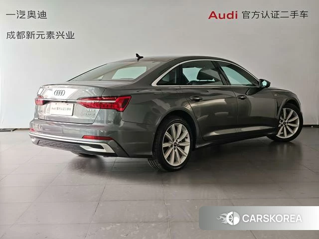 Audi A6L id 4366100 из Китая 15