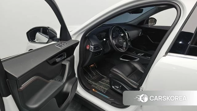 Jaguar F-PACE id 4345108 из Кореи 33