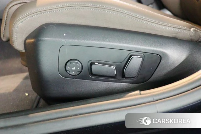 BMW 5 Series (G60) id 4650082 из Кореи 19