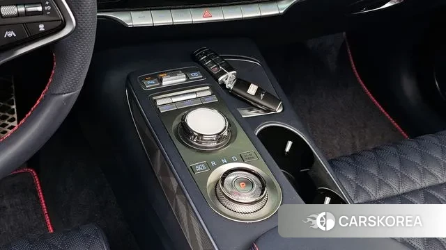 Genesis GV70 id 3502730 из Кореи 19