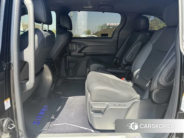 Toyota Saina id 4257627 из Китая 9