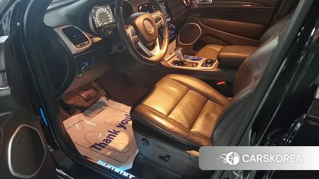 Jeep Grand Cherokee id 2970934 из Кореи 19