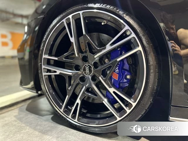 Audi R8 id 4359087 из Китая 9