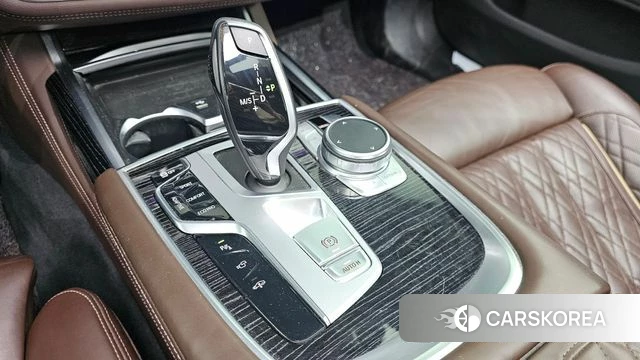 BMW 7 Series (G11) id 3916123 из Кореи 19