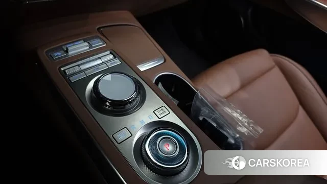 Genesis GV70 id 3042756 из Кореи 19