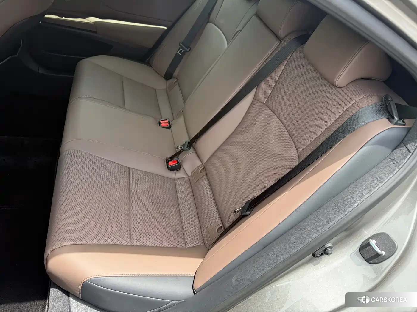 Lexus ES id 4547986 из Китая 15