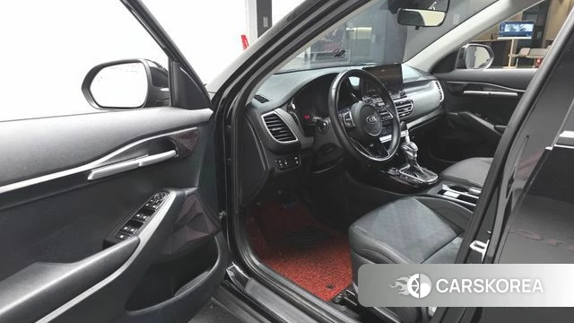 Kia Seltos id 4202669 из Кореи 29