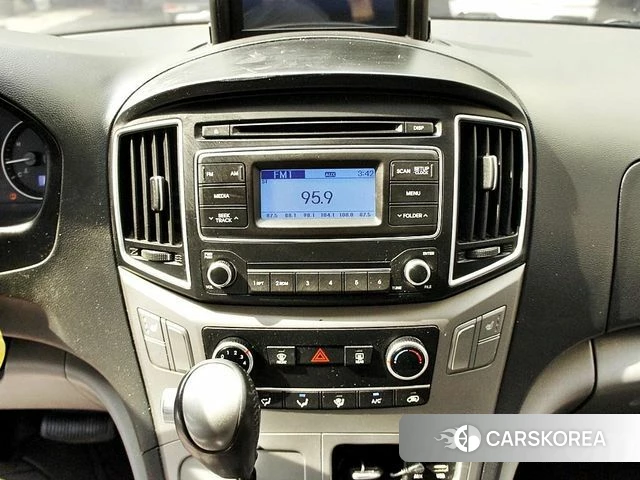 Hyundai The New Grand Starex id 4511755 из Кореи 17