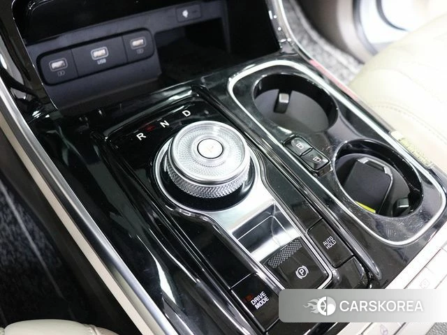 Kia Carnival 4th generation id 4388597 из Кореи 19