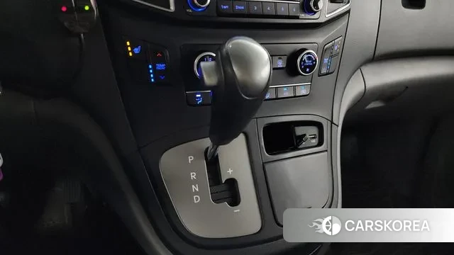 Hyundai The New Grand Starex id 3009359 из Кореи 19