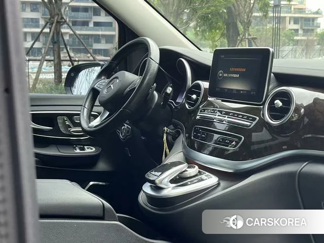 Mercedes-Benz V-class id 4228508 из Китая 34