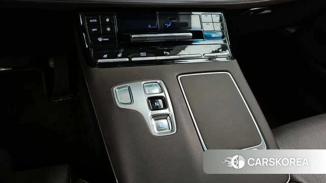 Hyundai The New Grandeur IG id 4310469 из Кореи 35