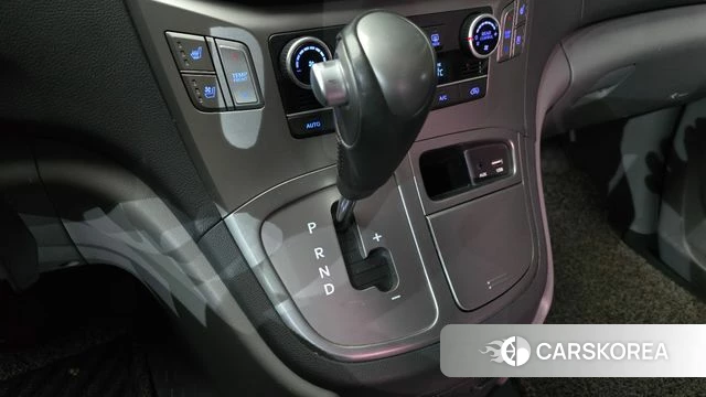 Hyundai The New Grand Starex id 4180488 из Кореи 19