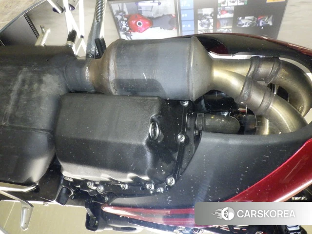 Triumph STREET TRIPLE 765 RS id 4386992 из Японии 10