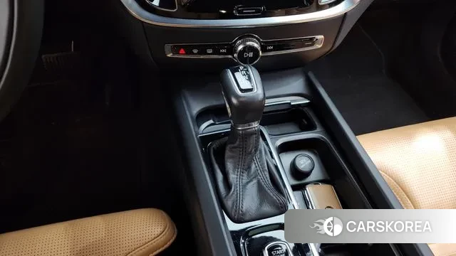 Volvo V60 Cross-Country 2nd Generation id 3525969 из Кореи 19