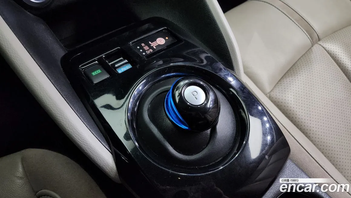 Nissan Leaf (ZE1) id 2120661 из Кореи 19