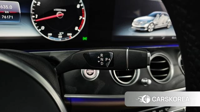 Mercedes-Benz E-Class W213 id 4536293 из Кореи 37