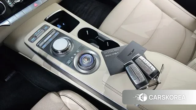 Genesis GV70 id 3690211 из Кореи 19