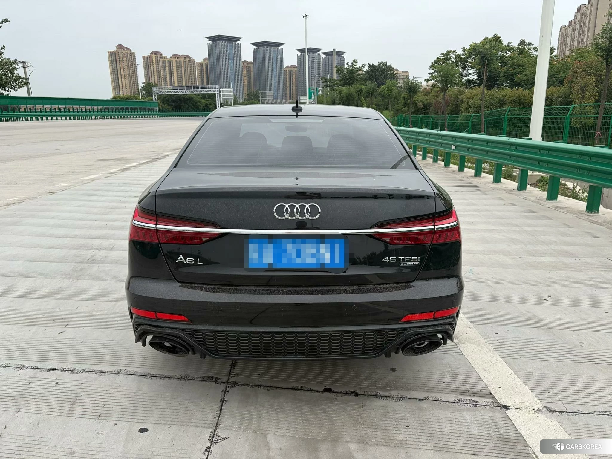 Audi A6L id 4461800 из Китая 9