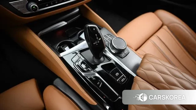 BMW 5 Series (G30) id 3590991 из Кореи 19