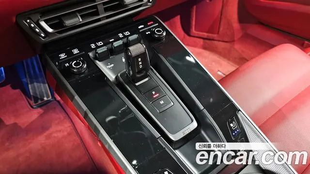 Porsche 911(992) id 2678420 из Кореи 19