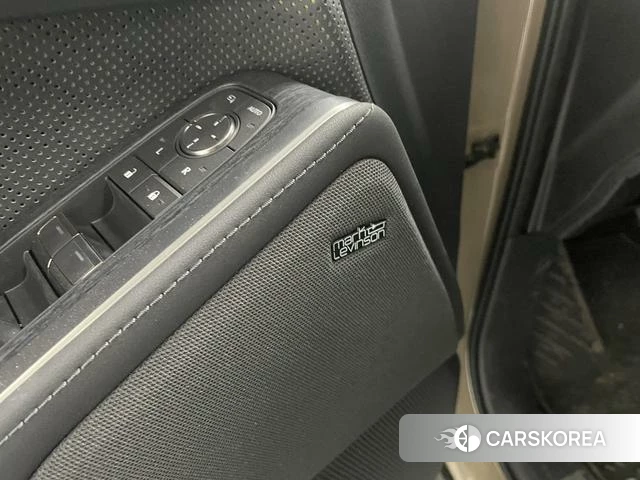 Lexus GX id 4239602 из Китая 9