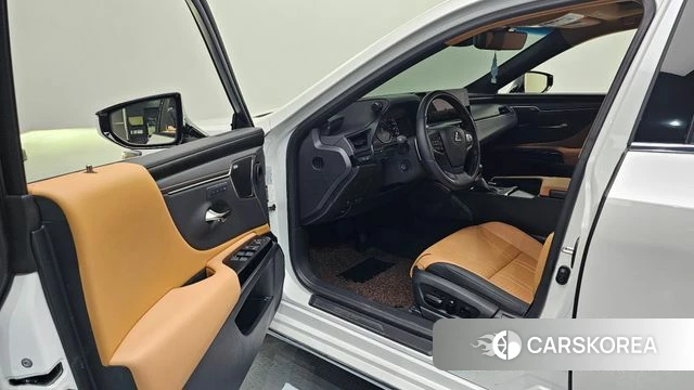 Lexus ES300h 7th generation id 4892757 из Кореи 31